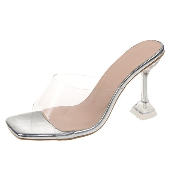 MUDD • Women’s Clear Metallic Silver Square Toe Heels - Picture 1 of 12
